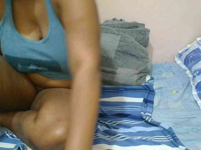 Squirty-babe webcam