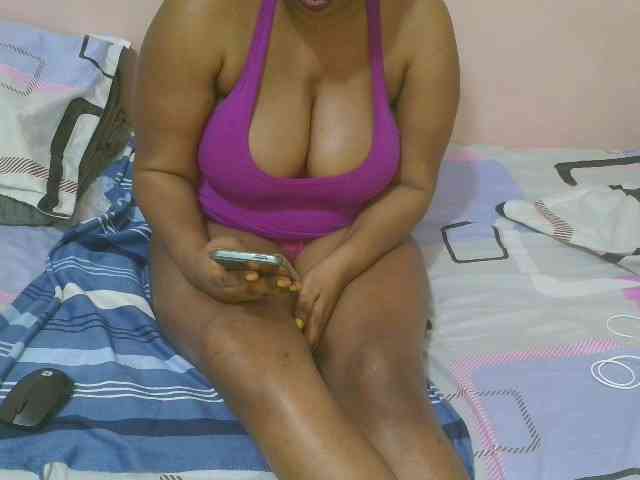 Squirty-babe webcam