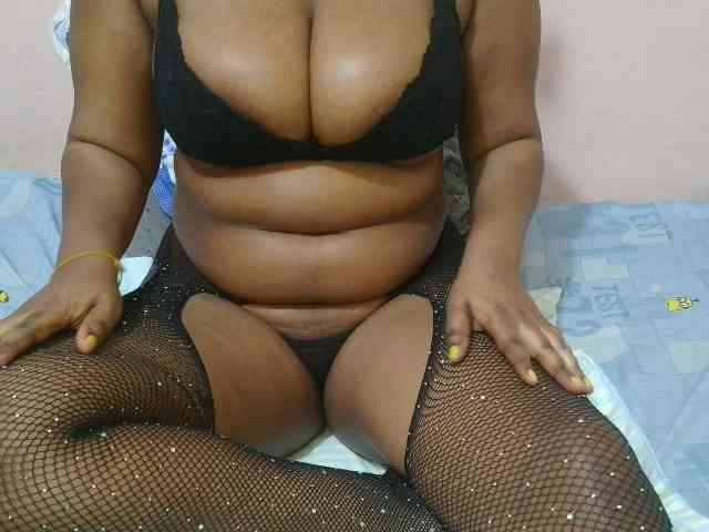 Squirty-babe webcam