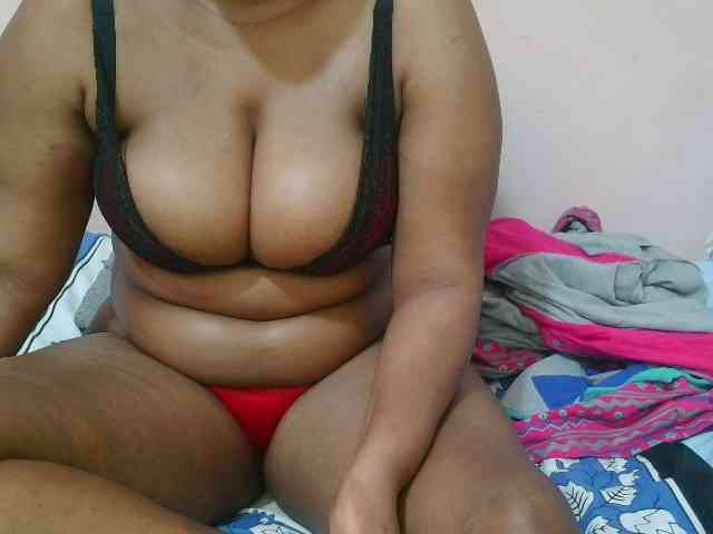 Squirty-babe webcam