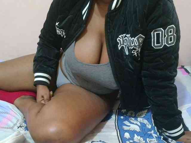 Squirty-babe webcam