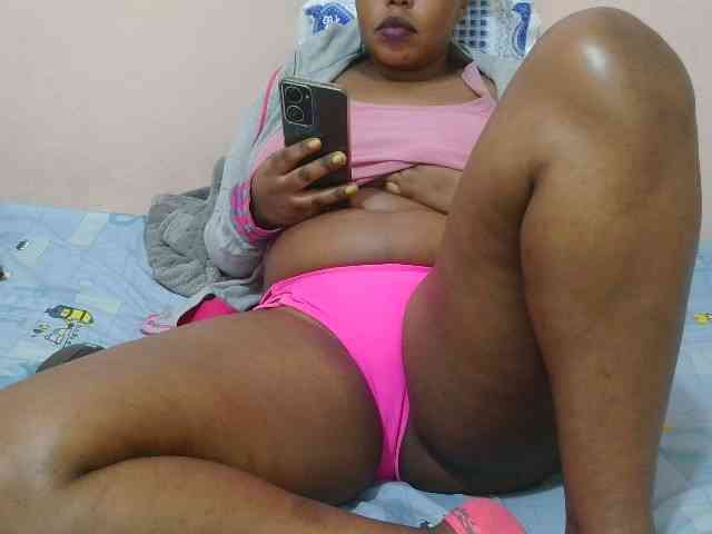 Squirty-babe webcam