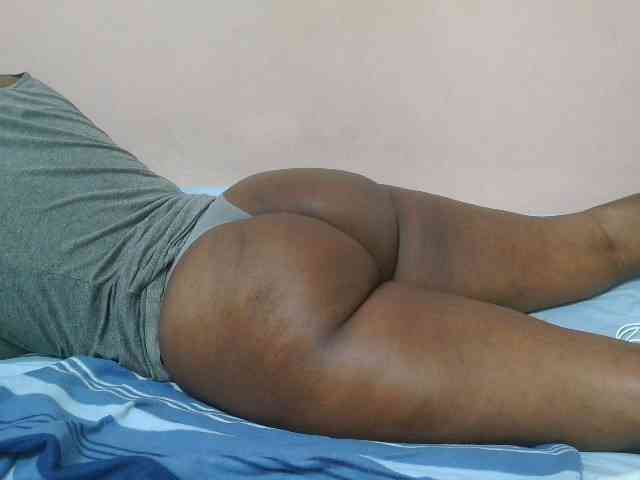 Squirty-babe webcam