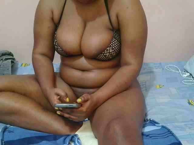 Squirty-babe webcam