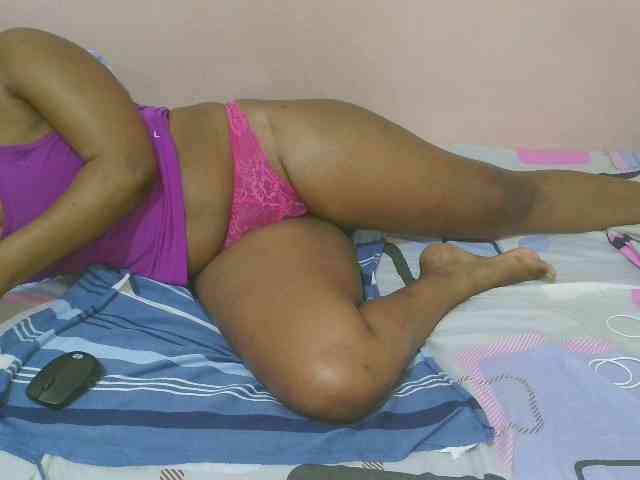 Squirty-babe webcam