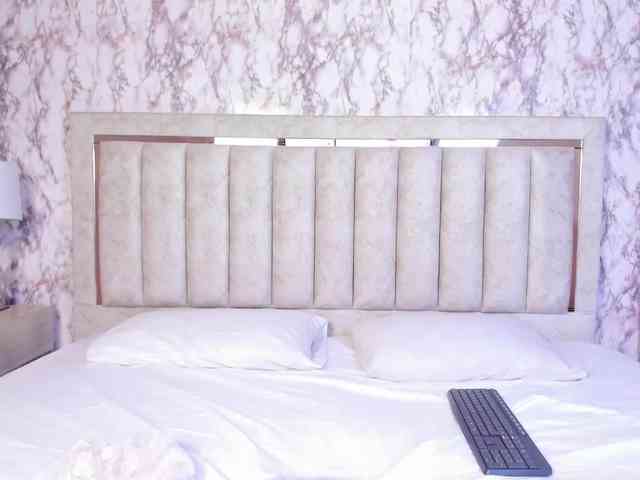 MonicaTorres webcam