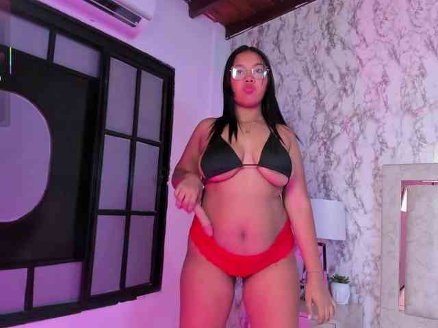 MonicaTorres webcam