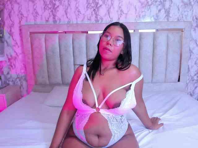 MonicaTorres webcam