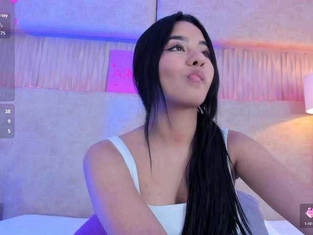 Kyraaa's BongaCams show and profile