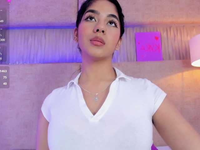 Kyraaa's BongaCams show and profile