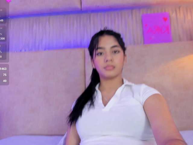 Kyraaa's BongaCams show and profile