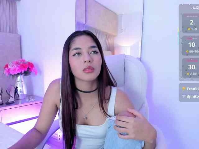 Kyraaa webcam