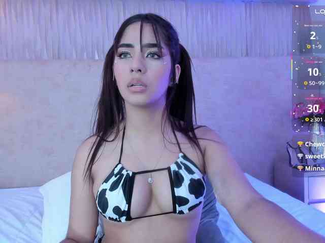 Kyraaa webcam