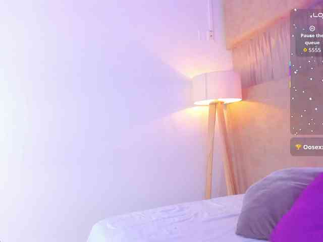 Kyraaa webcam