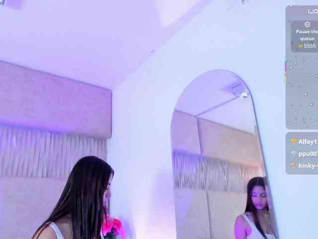 Kyraaa webcam
