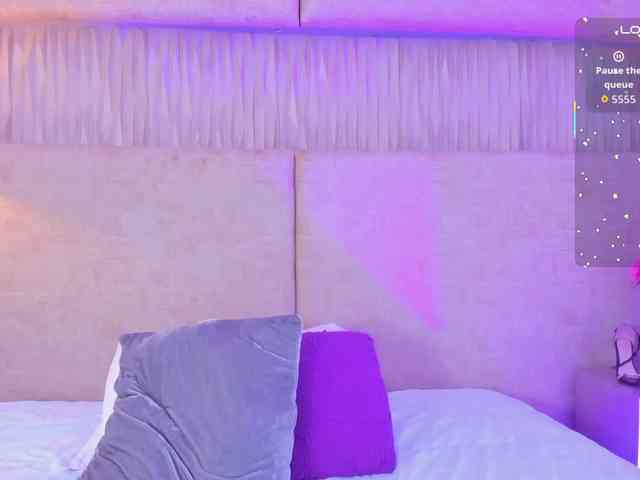 Kyraaa webcam