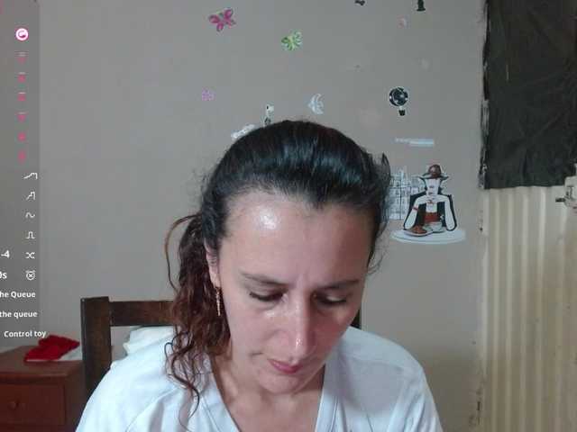 le modèle Mariam-wish est en webcam porno dans un show sur le site bongacams, il possède les tags suivants: Latino/Hispanic,Brunette,Shaved