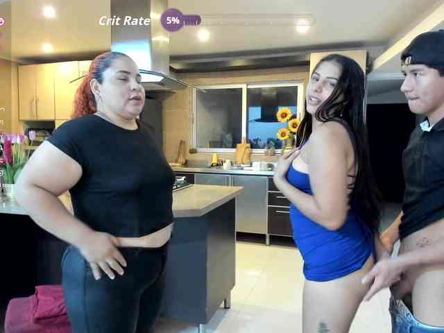 ladys-sexyin-thepub webcam