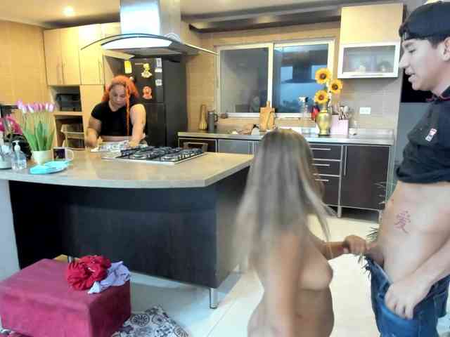 live webcam porn Ladys-sexyin-thepub