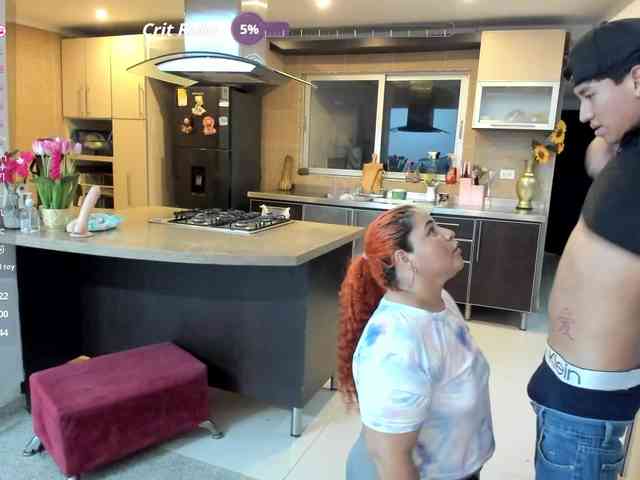 ladys-sexyin-thepub webcam