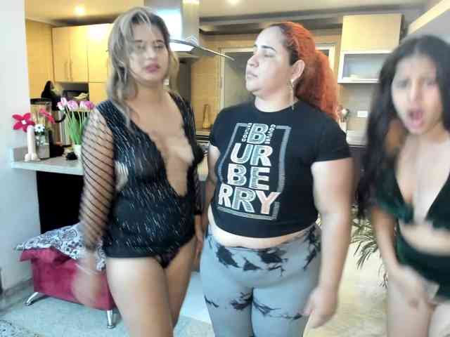 ladys-sexyin-thepub webcam