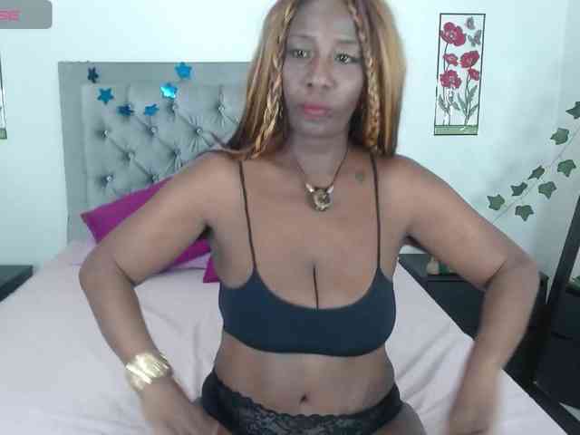 XoSamanthaXo webcam