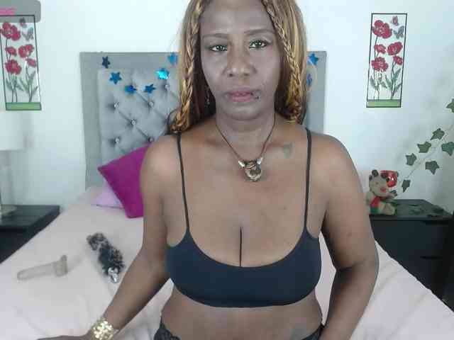XoSamanthaXo webcam