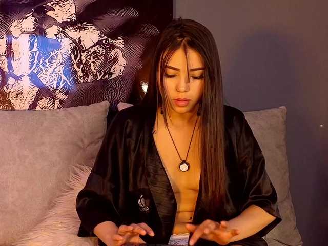  miaadamsecret chat room