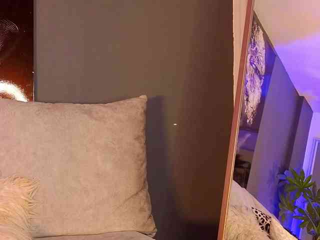 miaadamsecret webcam