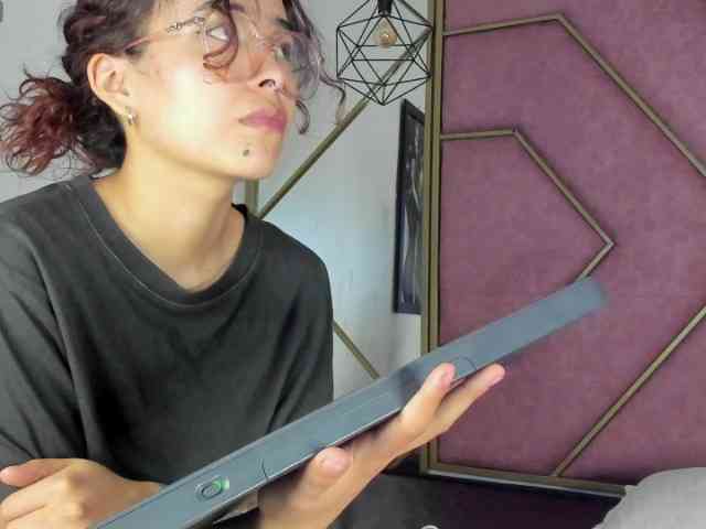 MiilesGwen webcam