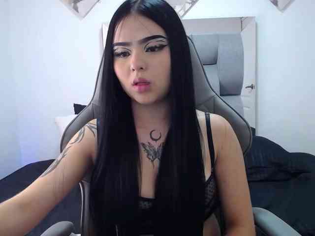 Violetblake webcam