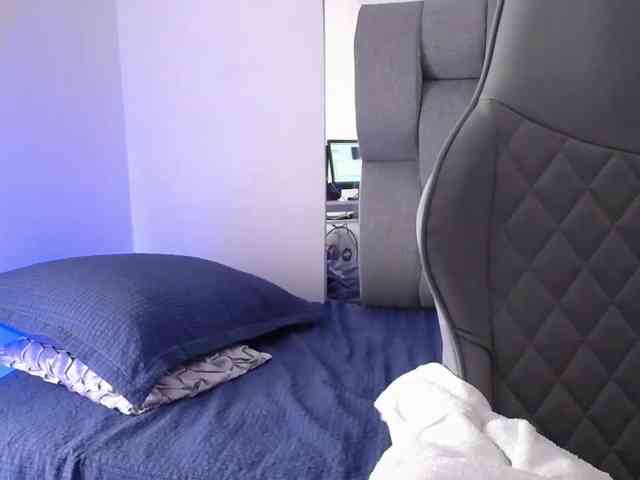 Violetblake webcam