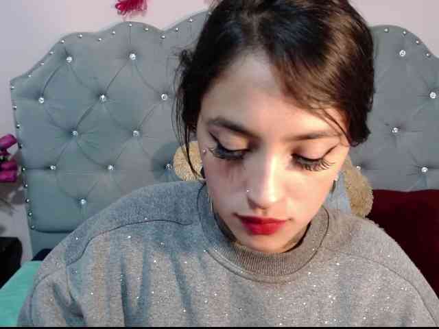 sara_perez webcam