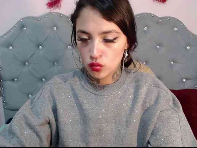 sara_perez webcam