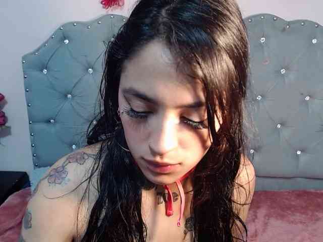 sara_perez webcam