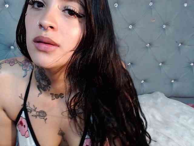 sara_perez webcam