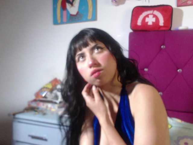 fenixxx-1604's BongaCams show and profile