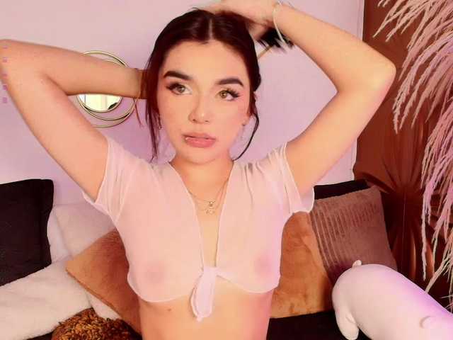  PaulinaMiller chat room