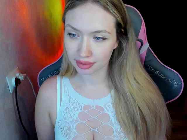 NicoleRicci NicoleRicci