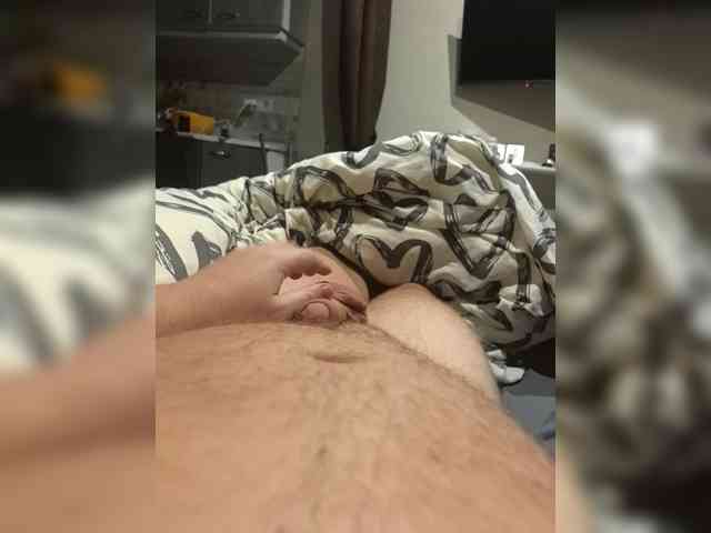 DmitriMishka Live Webcam on BongaCams