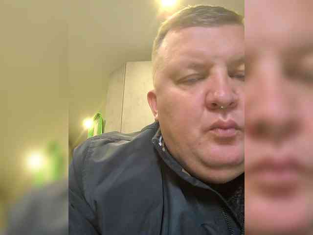 DmitriMishka DmitriMishka