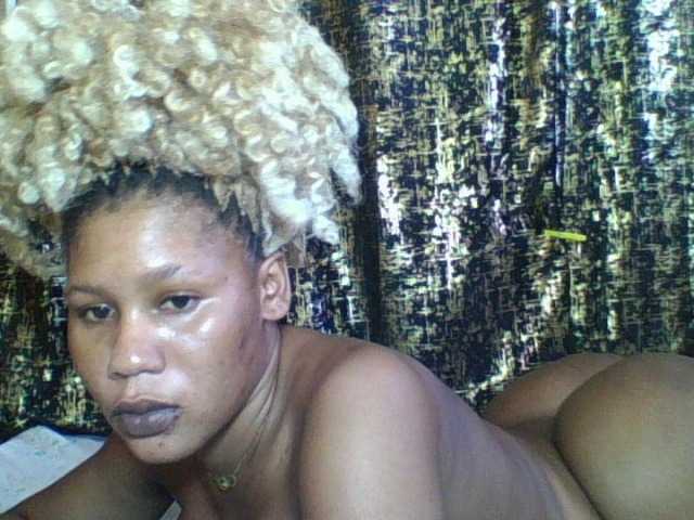 Princesssweetass's BongaCams show and profile