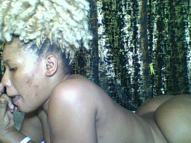 Princesssweetass's BongaCams show and profile