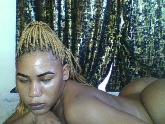 Princesssweetass's BongaCams show and profile