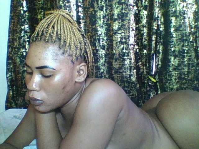Princesssweetass's BongaCams show and profile