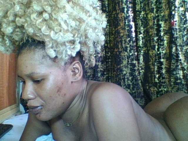 Princesssweetass's BongaCams show and profile