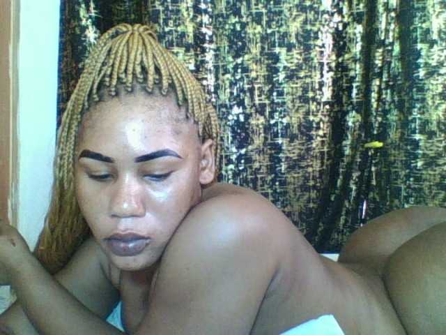 Princesssweetass's BongaCams show and profile