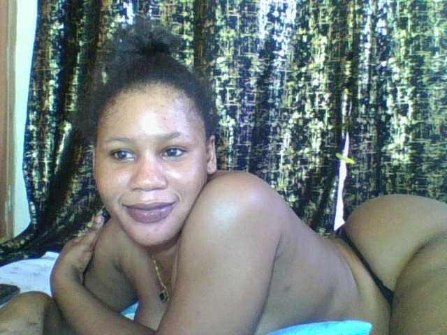 Princesssweetass's BongaCams show and profile