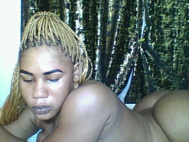 Princesssweetass's BongaCams show and profile