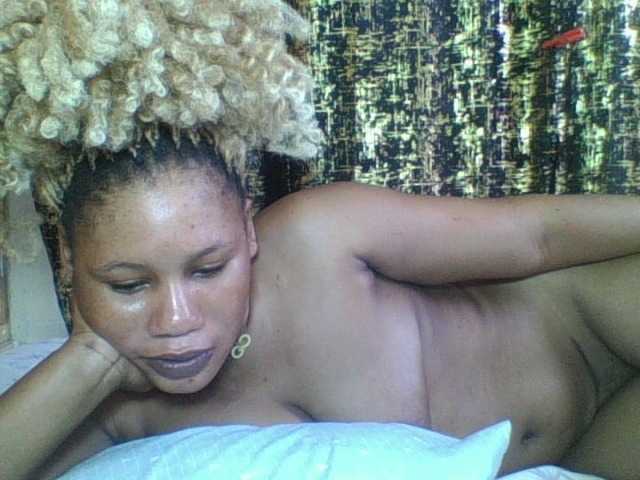 Princesssweetass's BongaCams show and profile